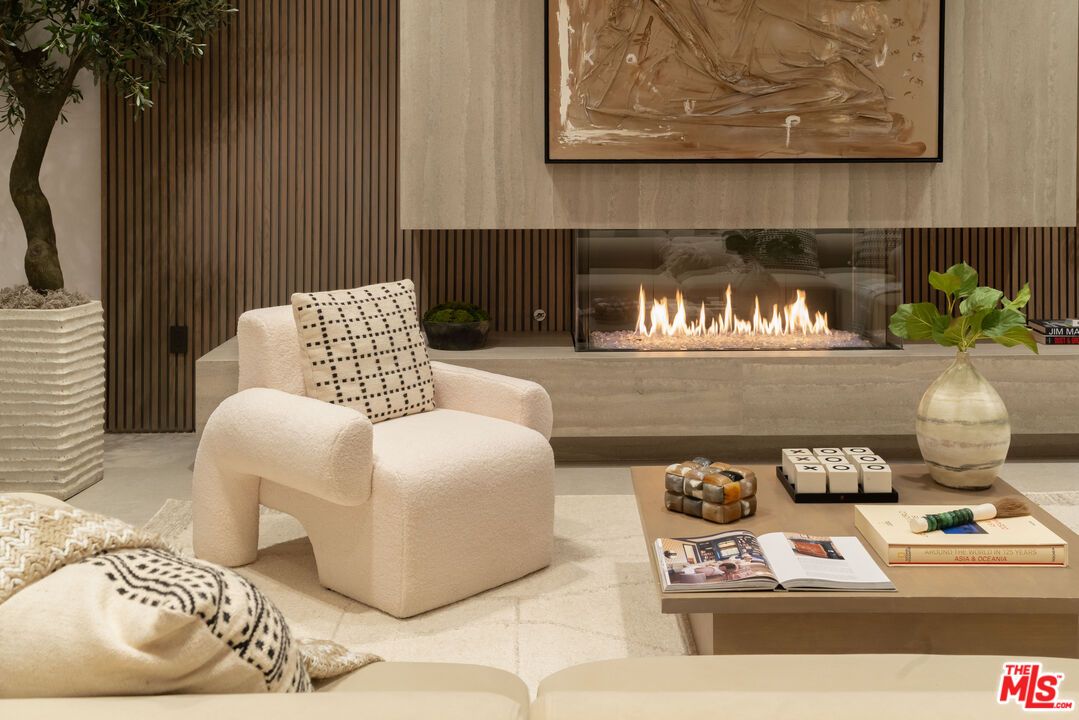 Fireplace, Interior, Living room