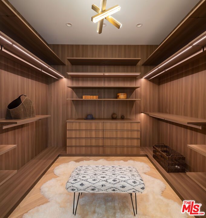 Interior, Recessed Lighting, Walk-in Closets