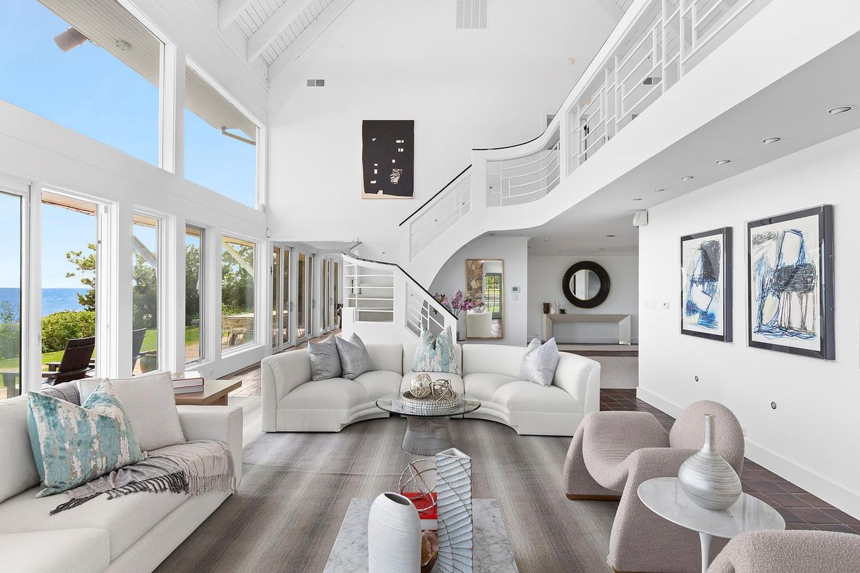 Interior, Living room, Recessed Lighting, Water, Wood Texture Flooring