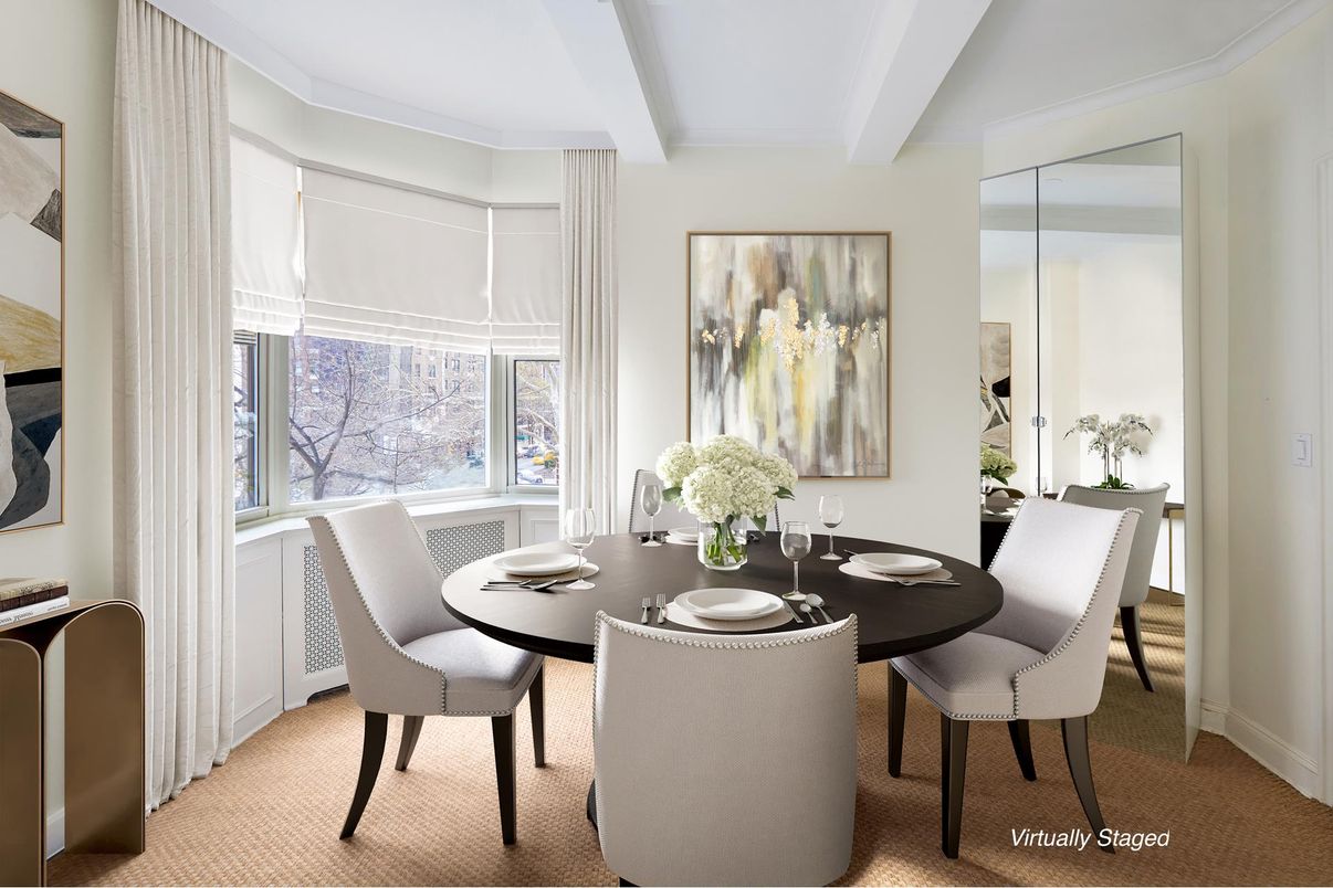 Dining room, Interior