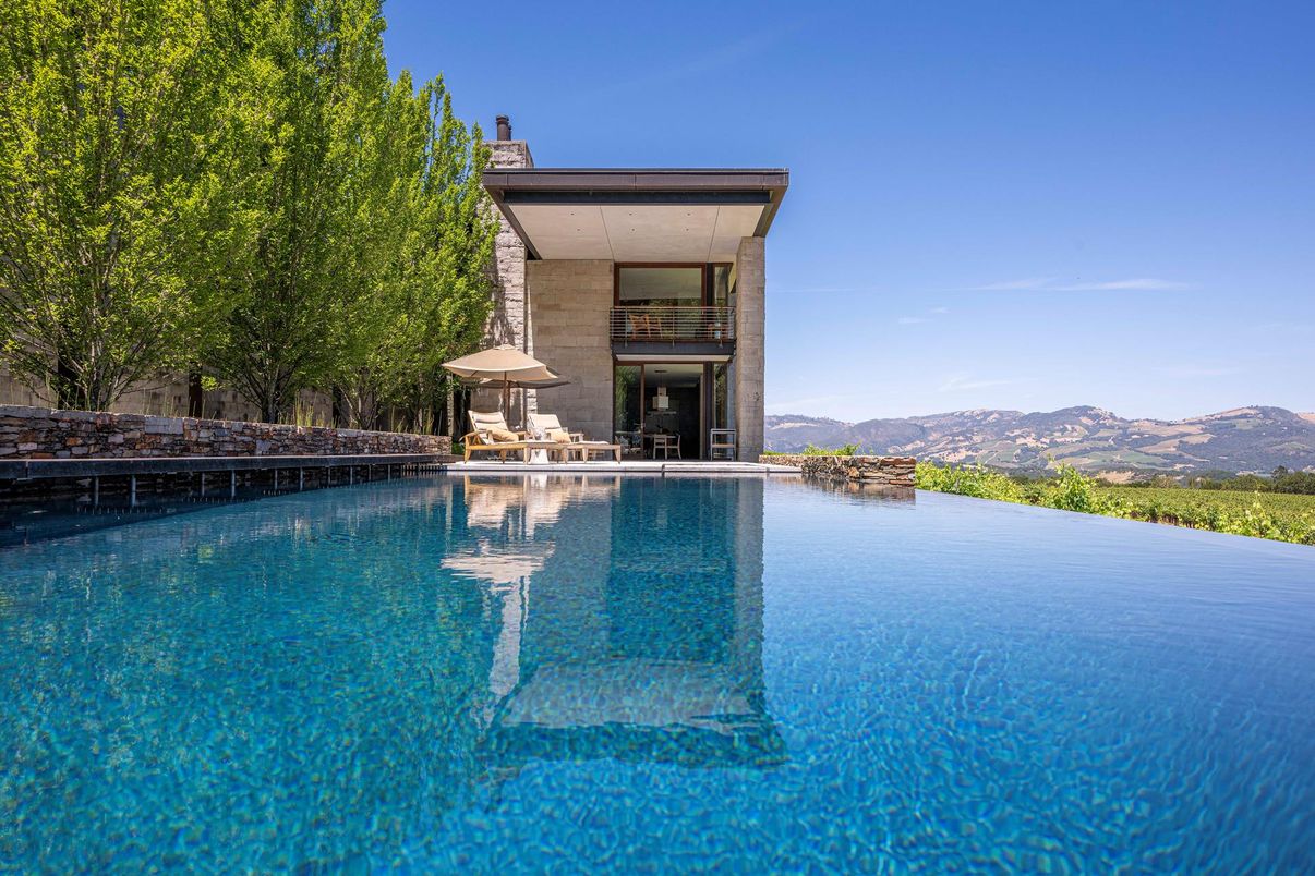 Exterior, Pool