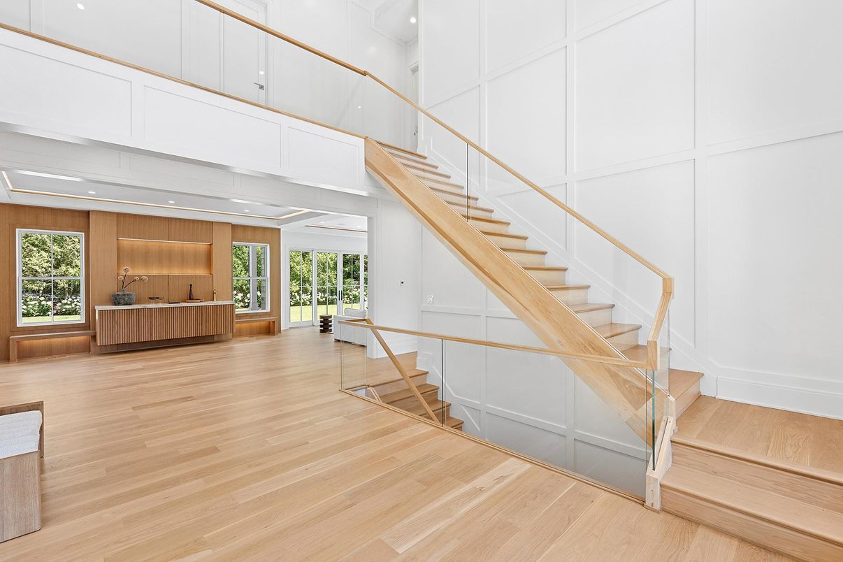 Interior, Recessed Lighting, Wood Texture Flooring, Wooden Walls