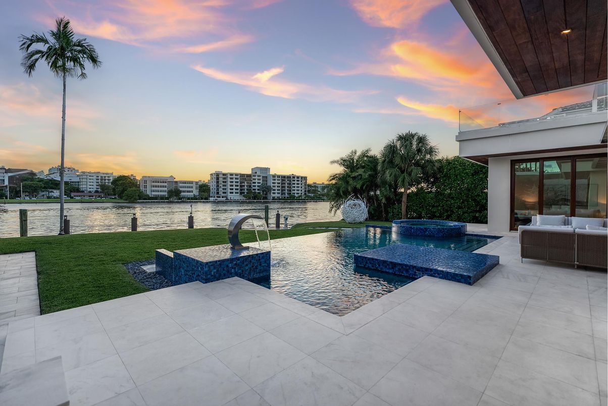 Backyard, Exterior, Pool
