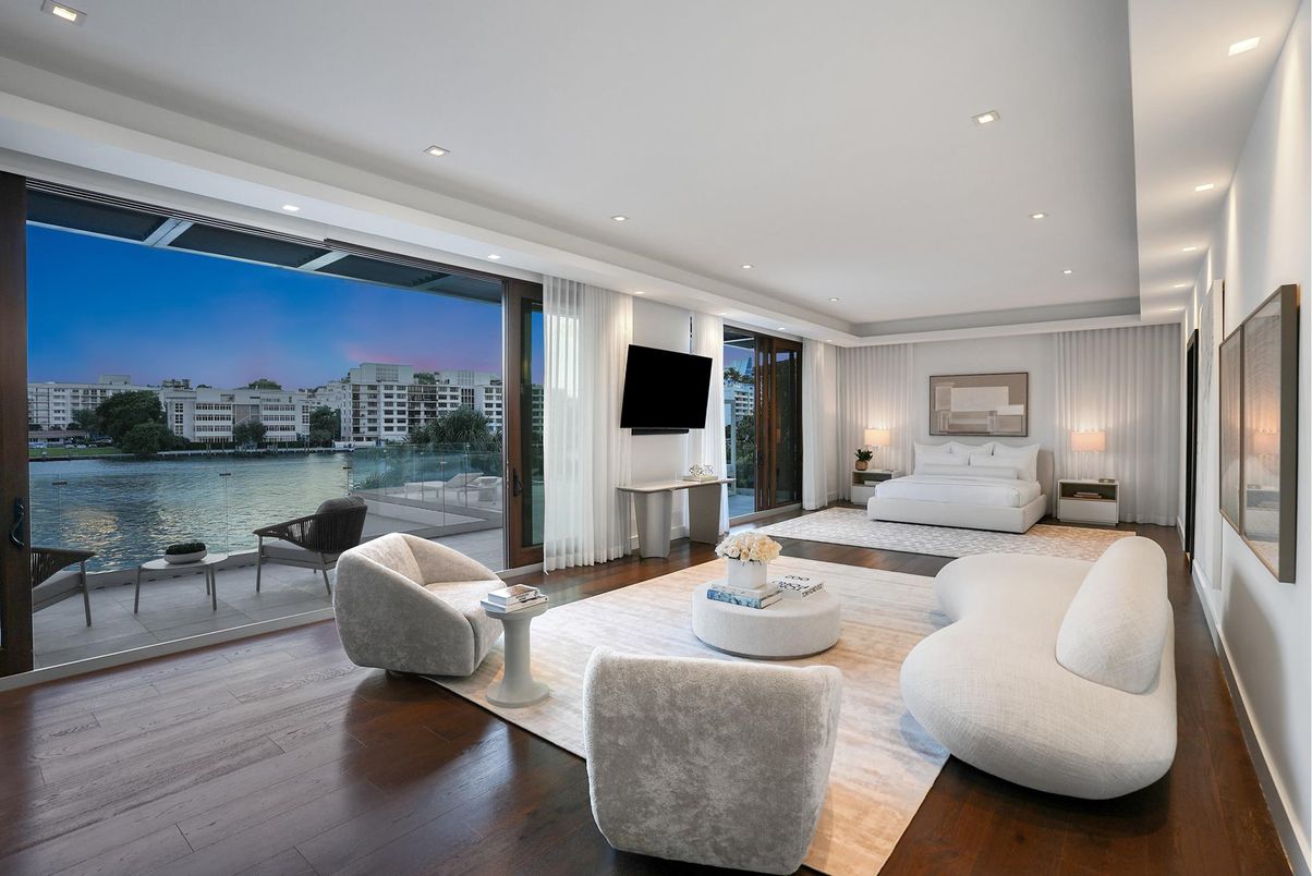 Interior, Living room, Recessed Lighting, Water, Wood Texture Flooring