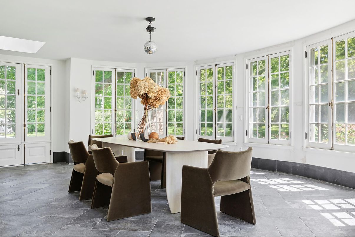 Dining room, Interior, Pendant Lights, Sun Room
