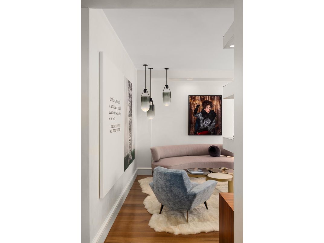 Interior, Living room, Pendant Lights, Recessed Lighting, Wood Texture Flooring