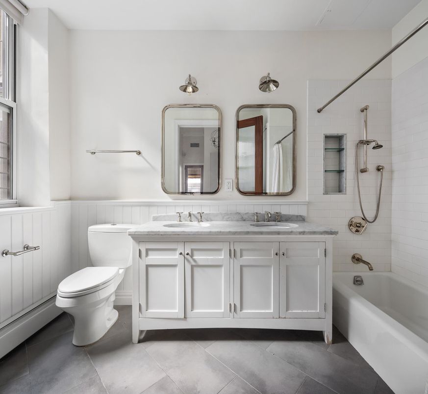 Bathroom, Dual Sink Vanities, Interior
