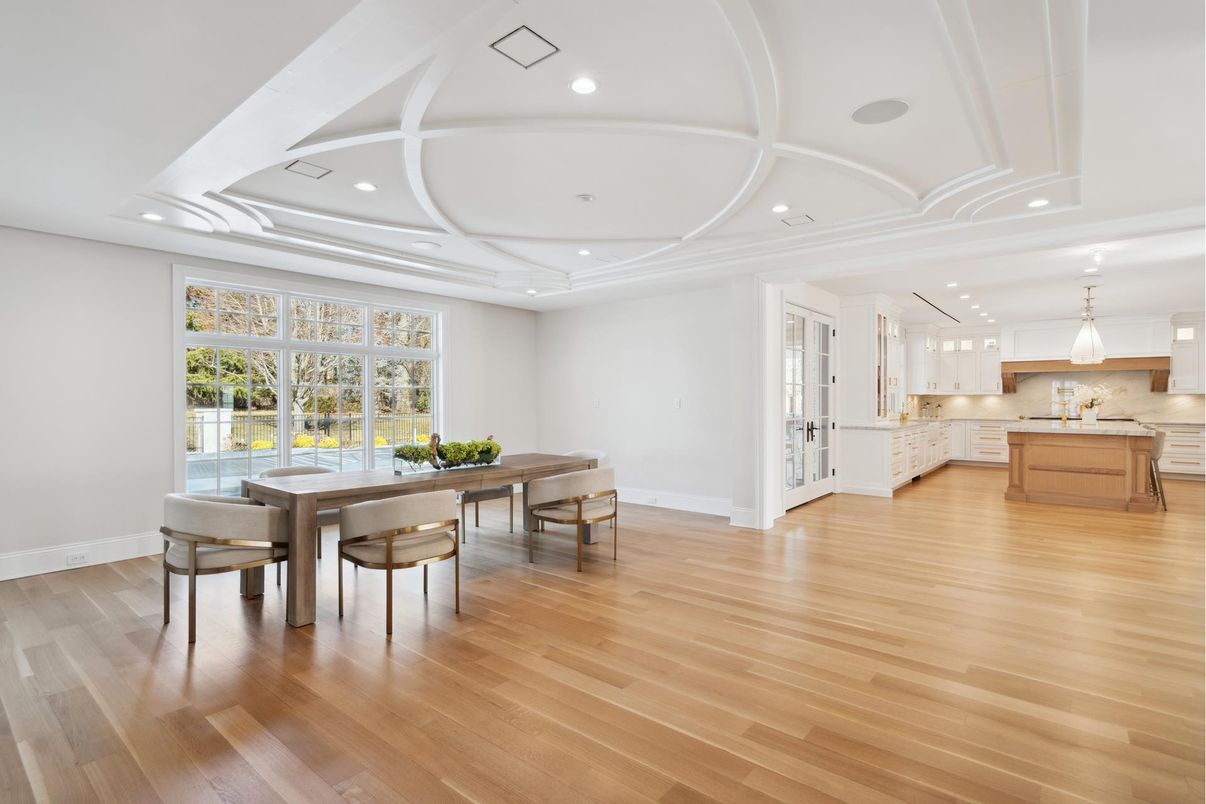 Dining room, Interior, Kitchen, Pendant Lights, Recessed Lighting, Wood Texture Flooring
