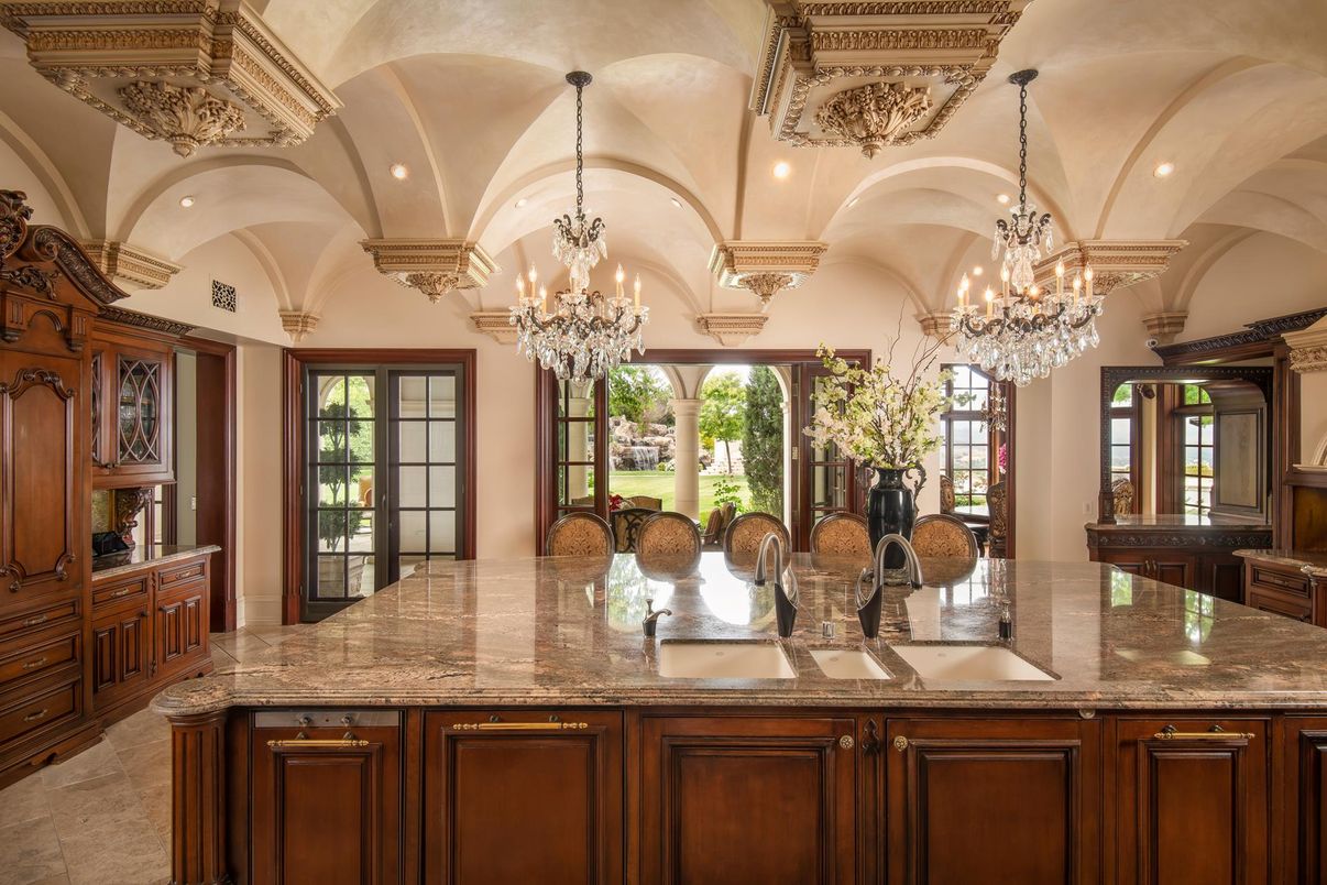 Chandelier, Interior, Recessed Lighting
