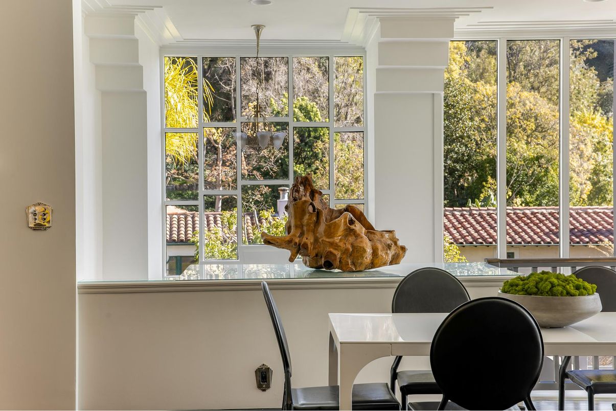Dining room, Interior