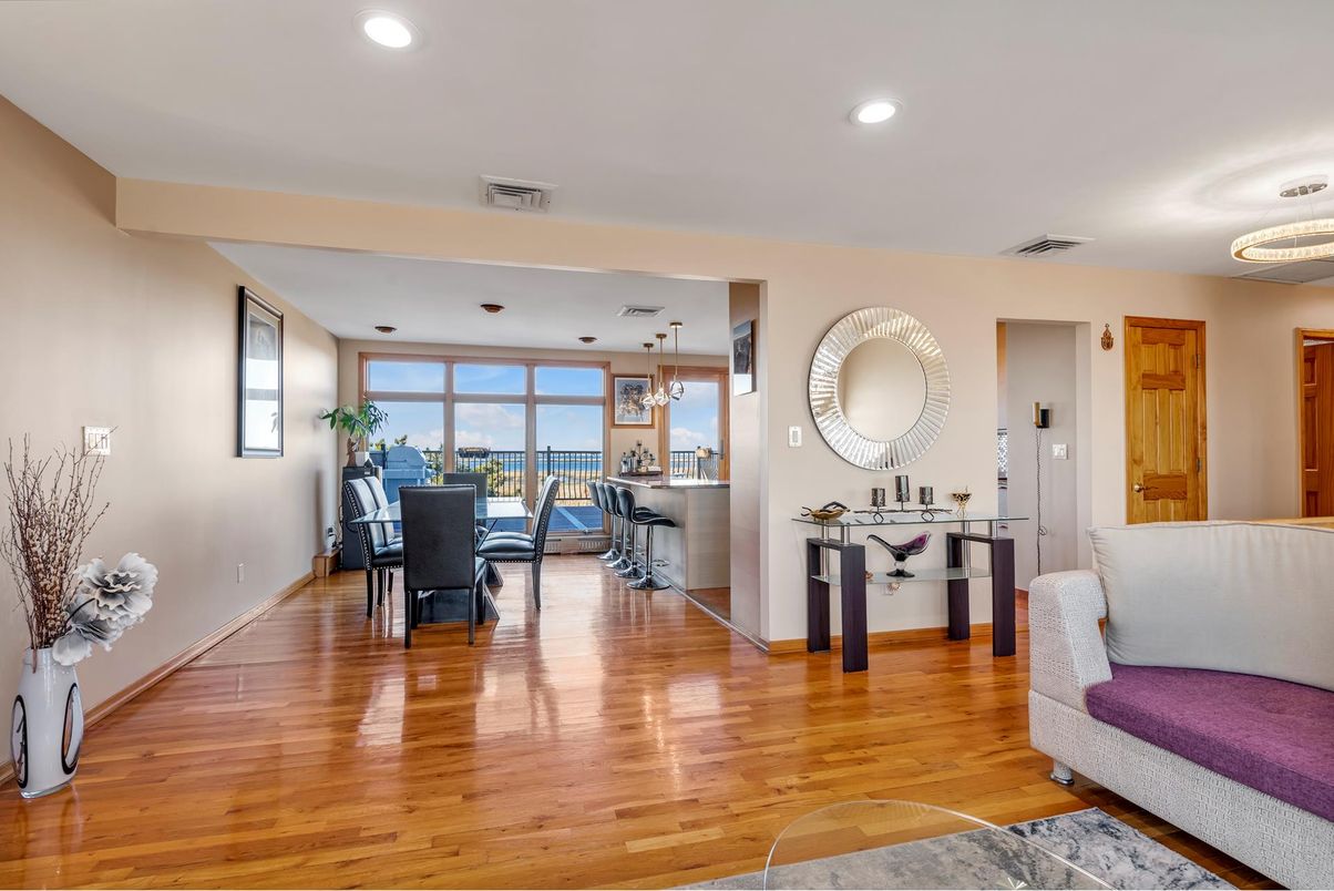 Dining room, Interior, Pendant Lights, Recessed Lighting, Wood Texture Flooring