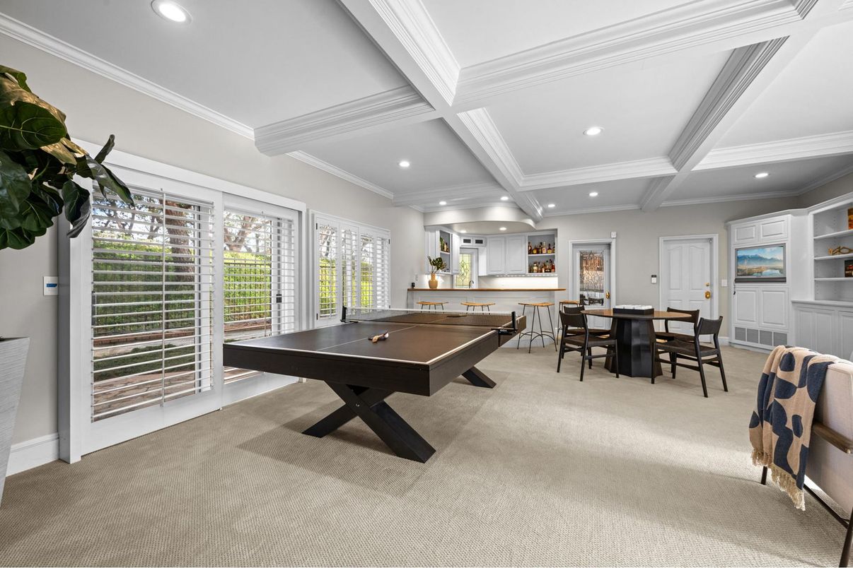 Dining room, Game Room, Interior, Recessed Lighting