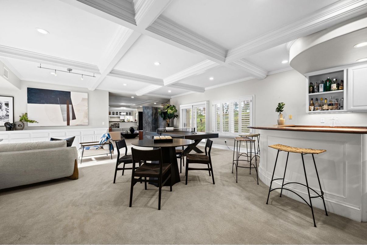 Dining room, Interior, Living room, Recessed Lighting