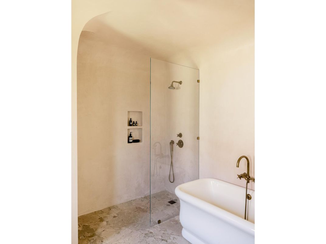 Bathroom, Free Standing Baths, Glass Shower, Interior
