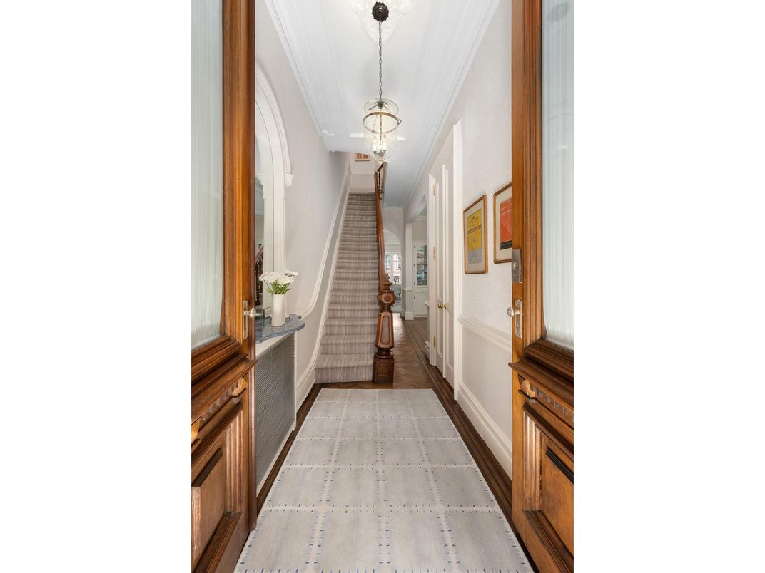 Interior, Pendant Lights, Wood Texture Flooring