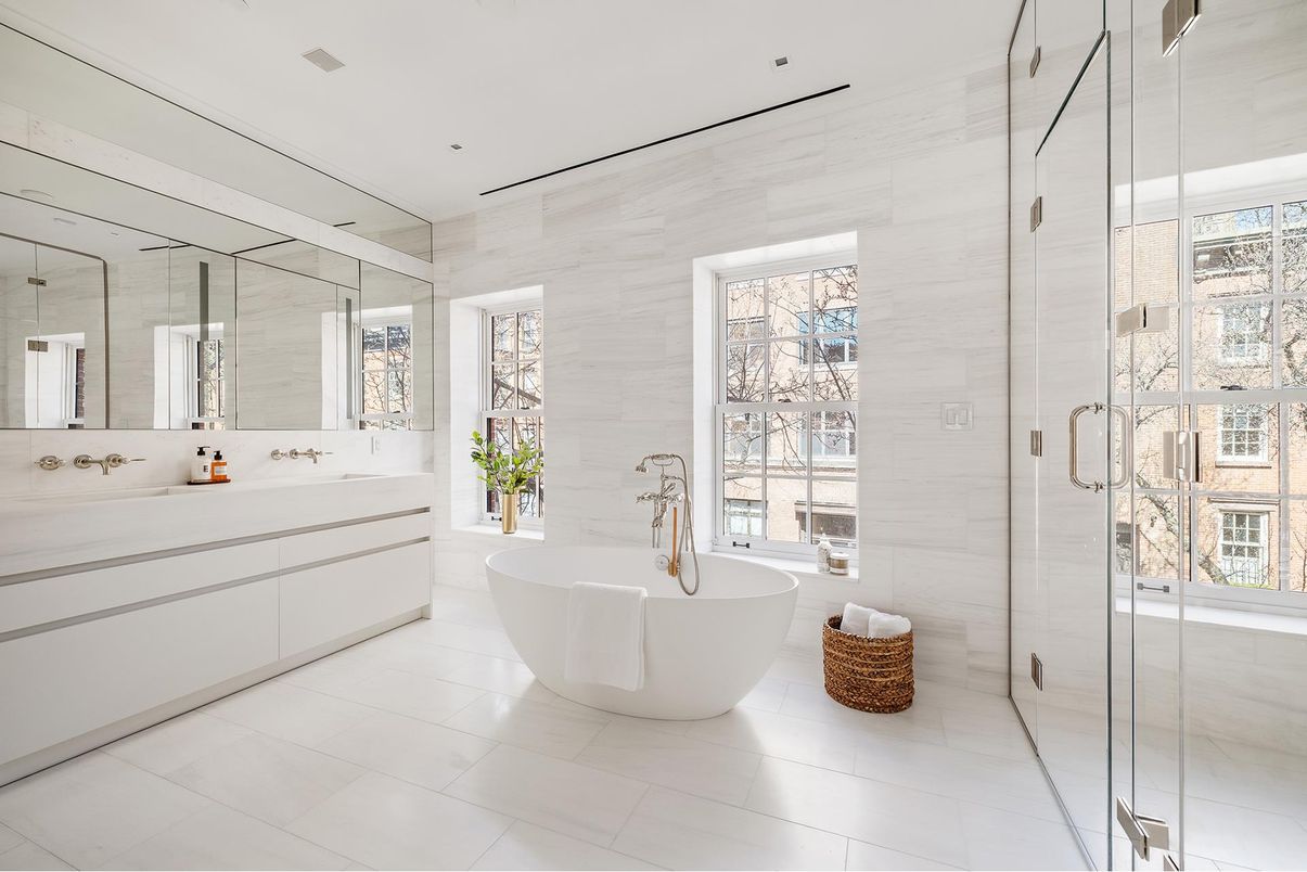 Bathroom, Dual Sink Vanities, Free Standing Baths, Glass Shower, Interior, Recessed Lighting