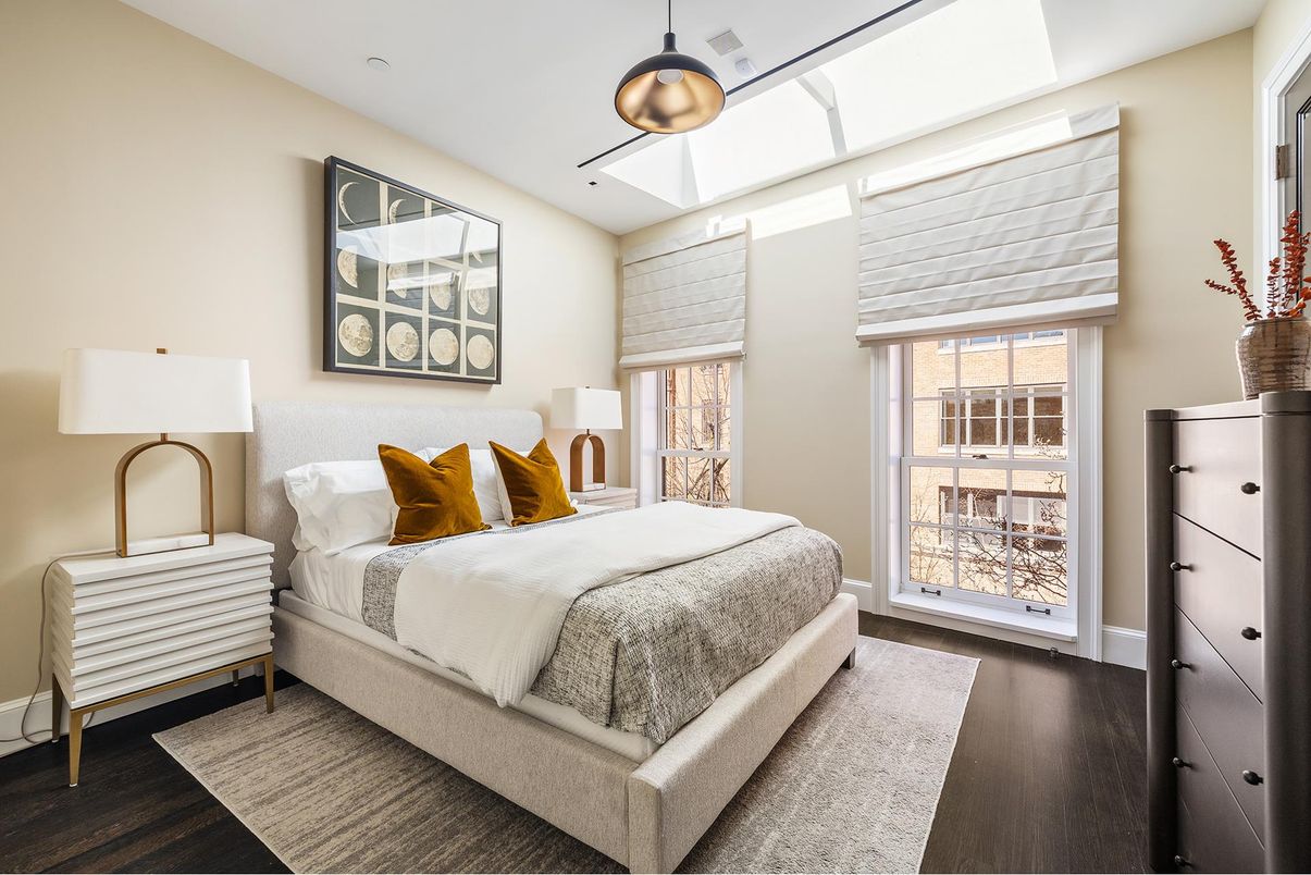 Bedroom, Interior, Pendant Lights, Wood Texture Flooring