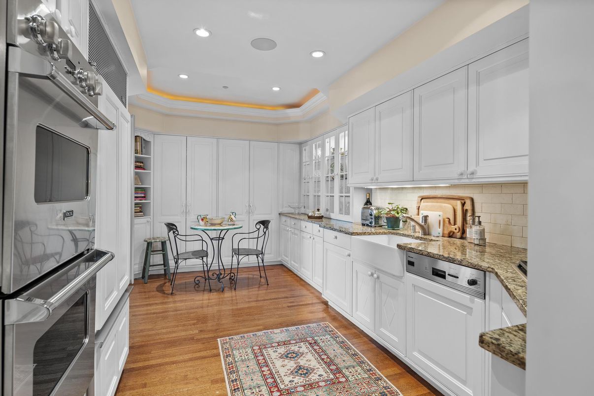 Dining room, Interior, Kitchen, Recessed Lighting, Stainless Steel Appliances, Wood Texture Flooring