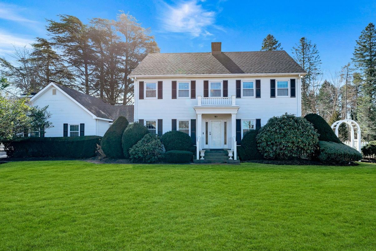 Backyard, Exterior, Facade, Georgian