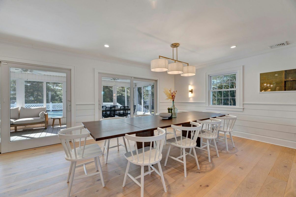 Dining room, Interior, Pendant Lights, Recessed Lighting, Wood Texture Flooring