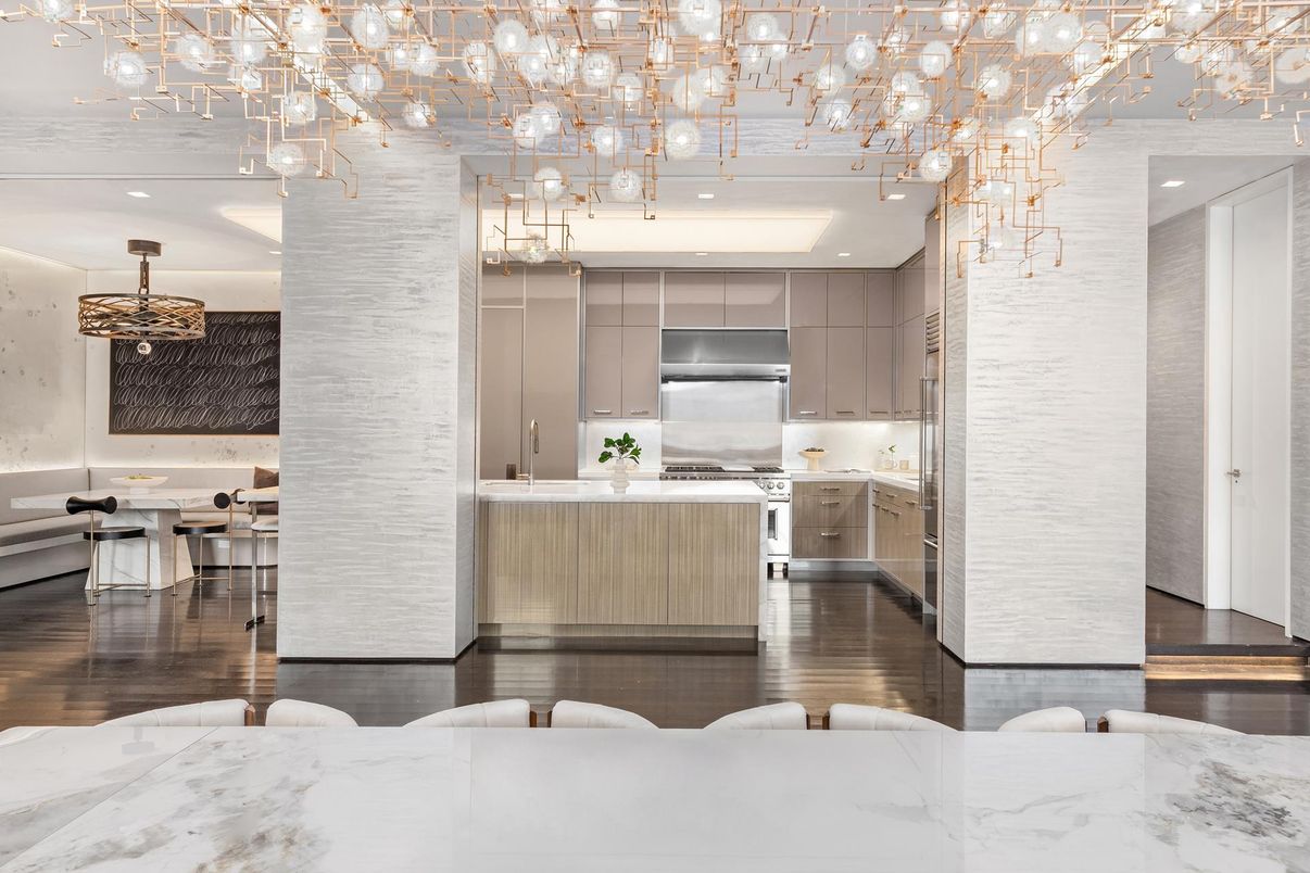 Chandelier, Dining room, Interior, Kitchen, Pendant Lights, Recessed Lighting, Stainless Steel Appliances, Wood Texture Flooring