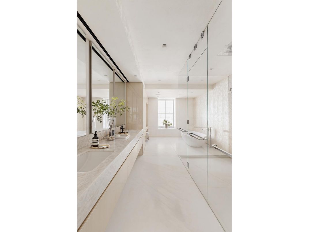 Bathroom, Interior, Recessed Lighting