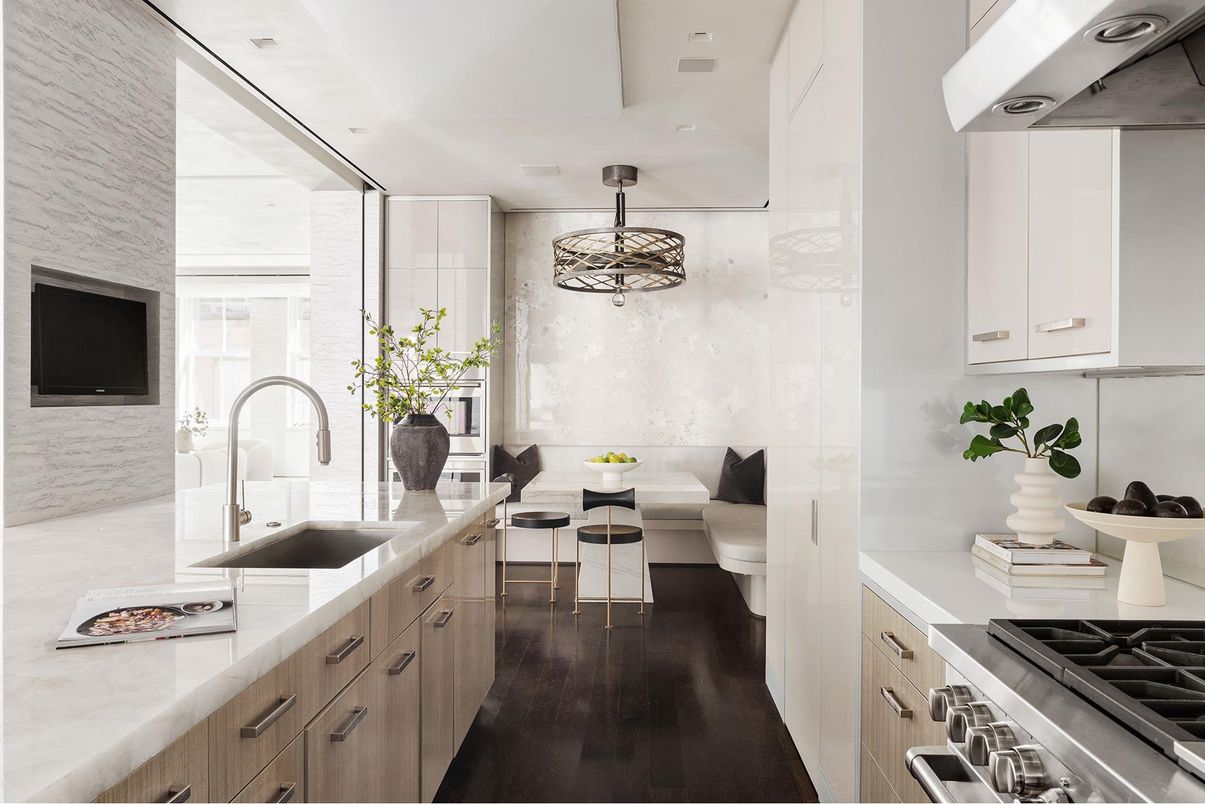 Dining room, Interior, Kitchen, Recessed Lighting, Stainless Steel Appliances, Wood Texture Flooring