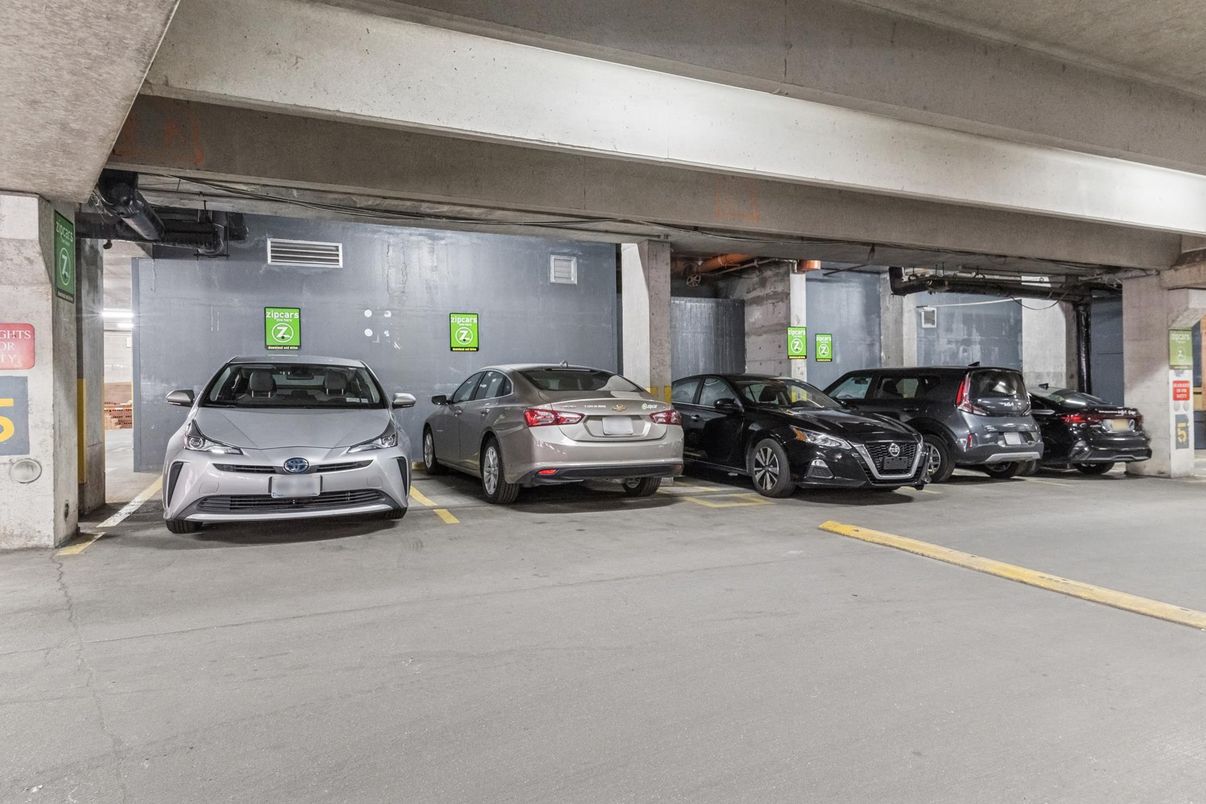 Garage, Interior