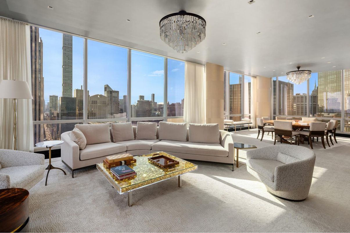 Chandelier, Dining room, Interior, Living room, Recessed Lighting