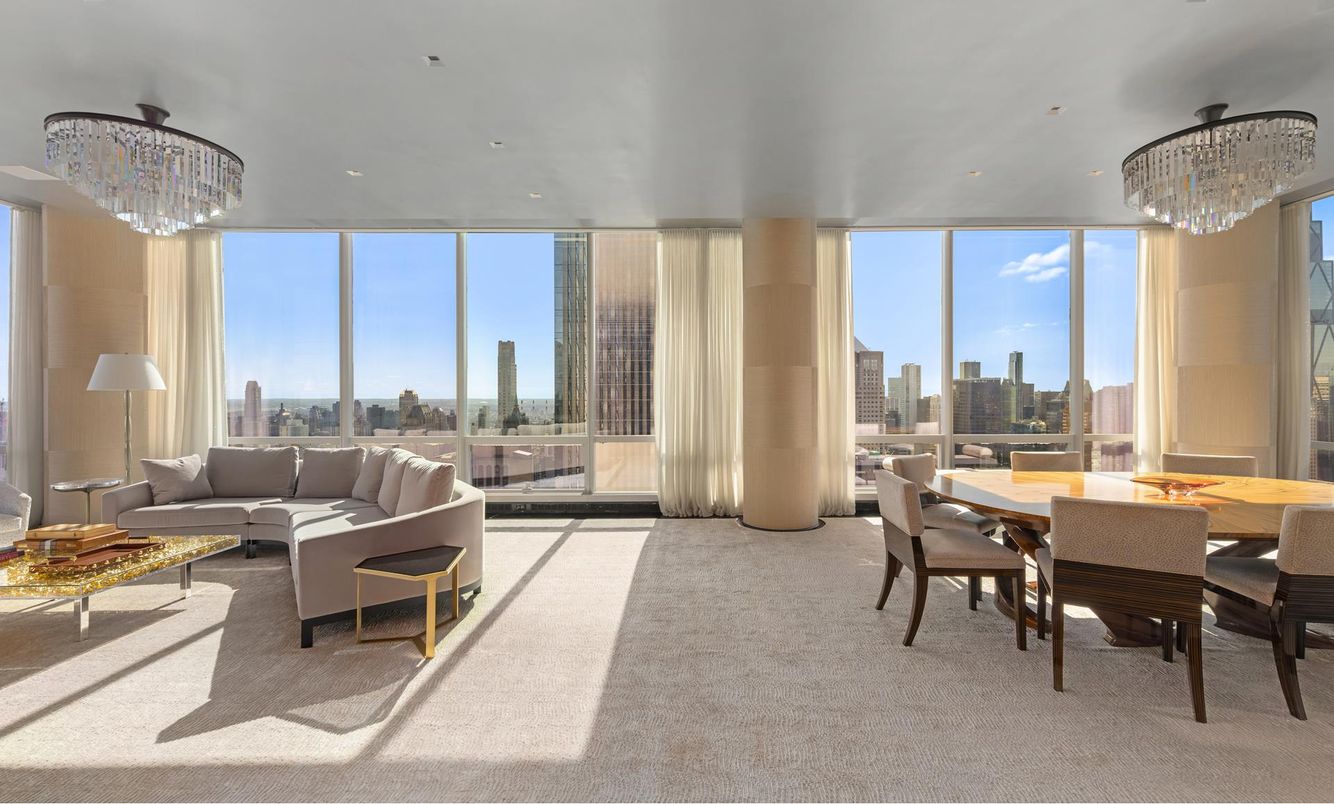 Chandelier, Dining room, Interior, Living room, Recessed Lighting