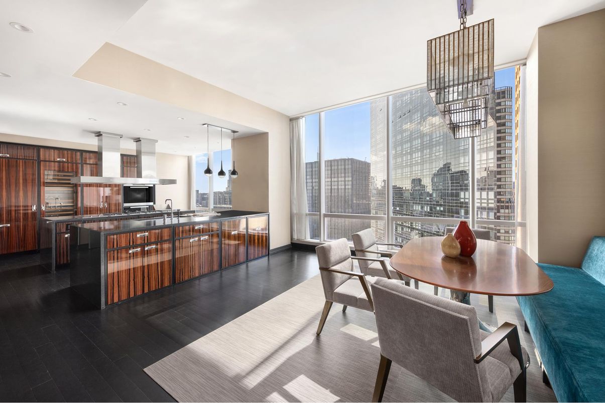 Chandelier, Dining room, Interior, Kitchen, Pendant Lights, Recessed Lighting, Stainless Steel Appliances, Wood Texture Flooring