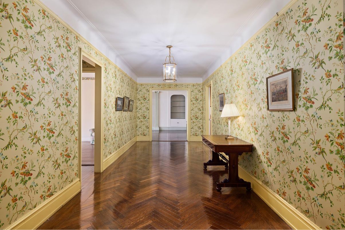 Chandelier, Interior, Wood Texture Flooring