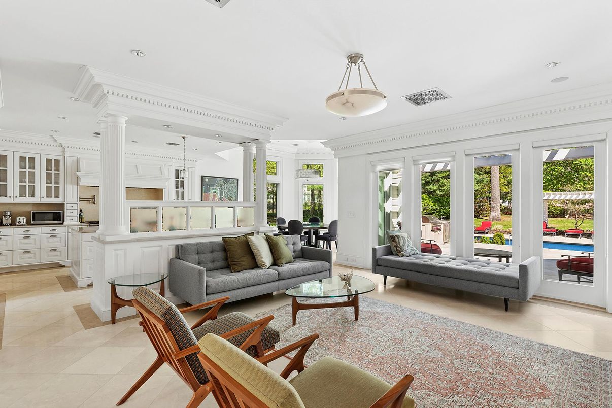 Dining room, Interior, Kitchen, Living room, Pendant Lights, Recessed Lighting