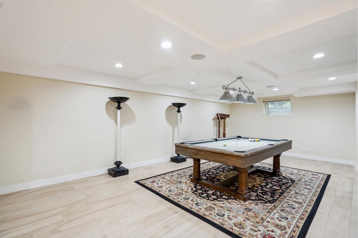 Billiard Table, Game Room, Interior, Recessed Lighting, Wood Texture Flooring