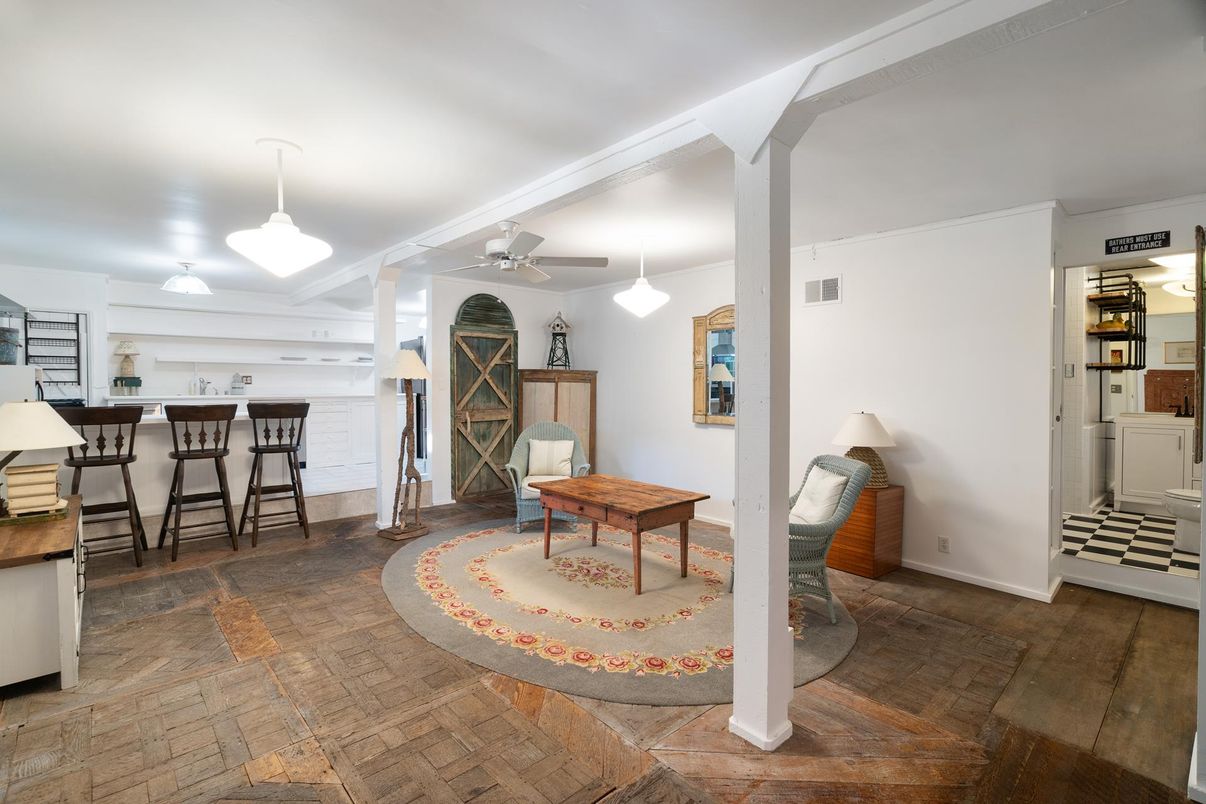Interior, Kitchen, Pendant Lights