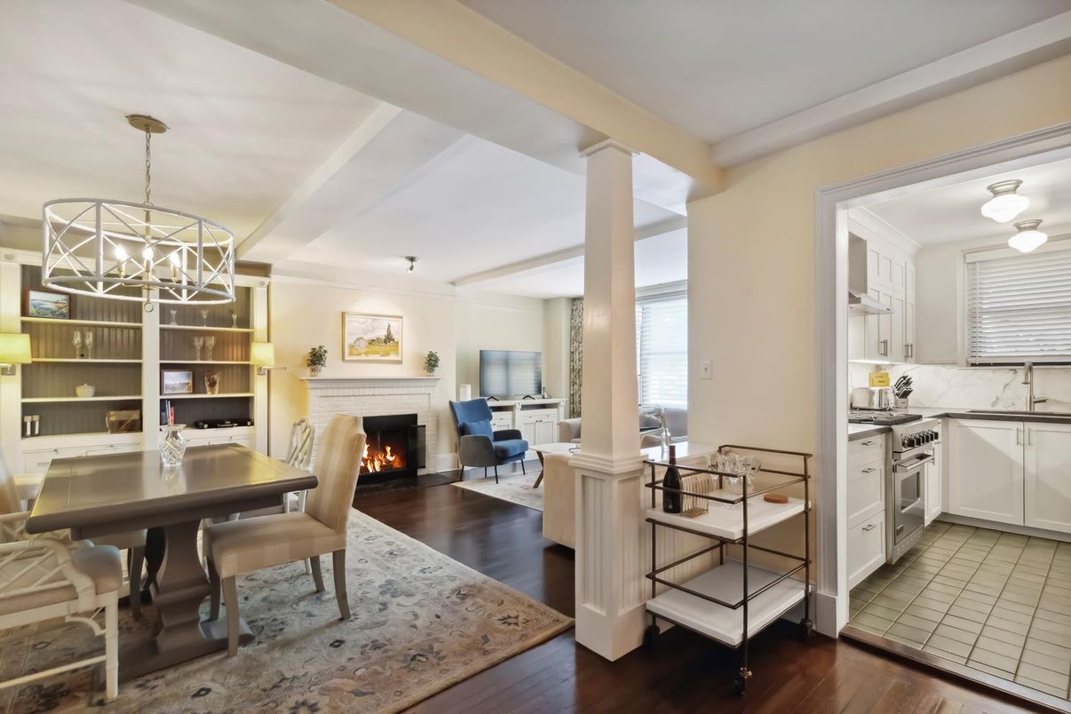 Chandelier, Dining room, Fireplace, Interior, Kitchen, Living room, Pendant Lights, Wood Texture Flooring