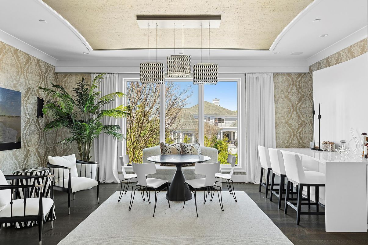Chandelier, Dining room, Interior, Pendant Lights, Recessed Lighting, Wood Texture Flooring