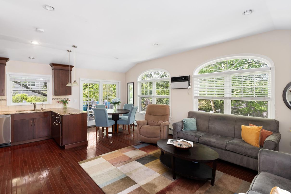 Dining room, Interior, Kitchen, Living room, Pendant Lights, Recessed Lighting, Wood Texture Flooring