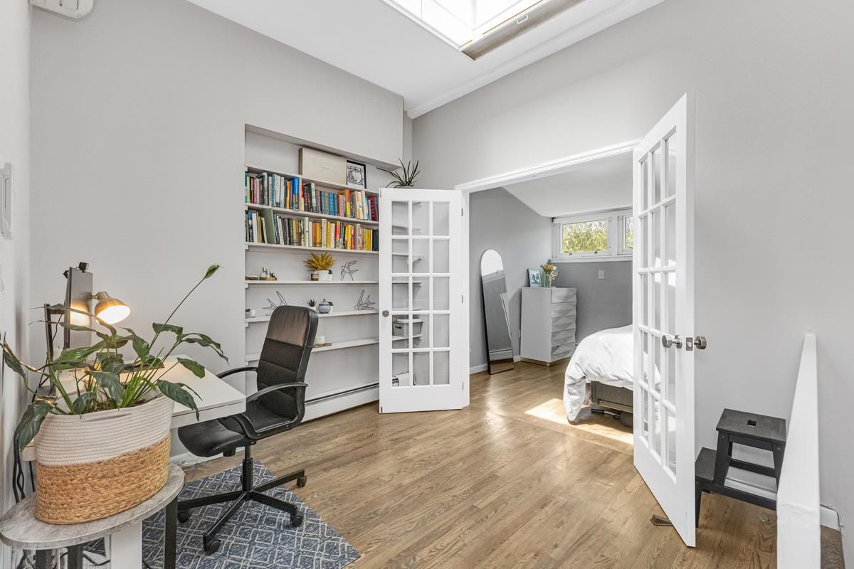 Bedroom, Home Office, Interior, Wood Texture Flooring