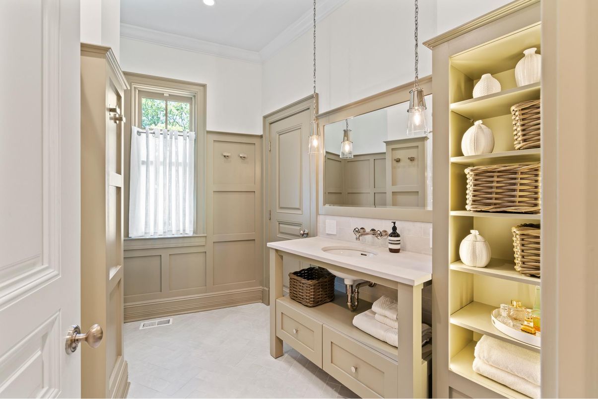 Bathroom, Interior, Pendant Lights, Recessed Lighting