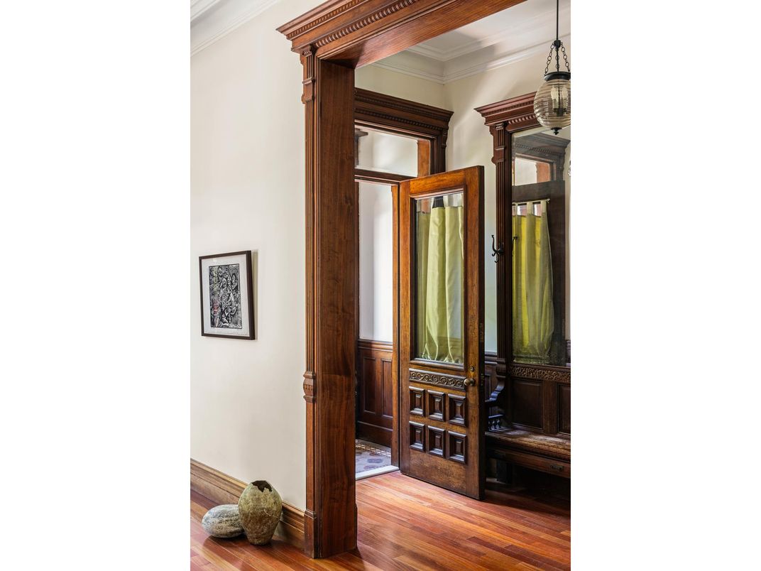 Interior, Pendant Lights, Wood Texture Flooring