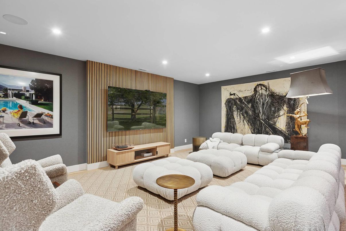 Interior, Living room, Recessed Lighting, Theatre Room
