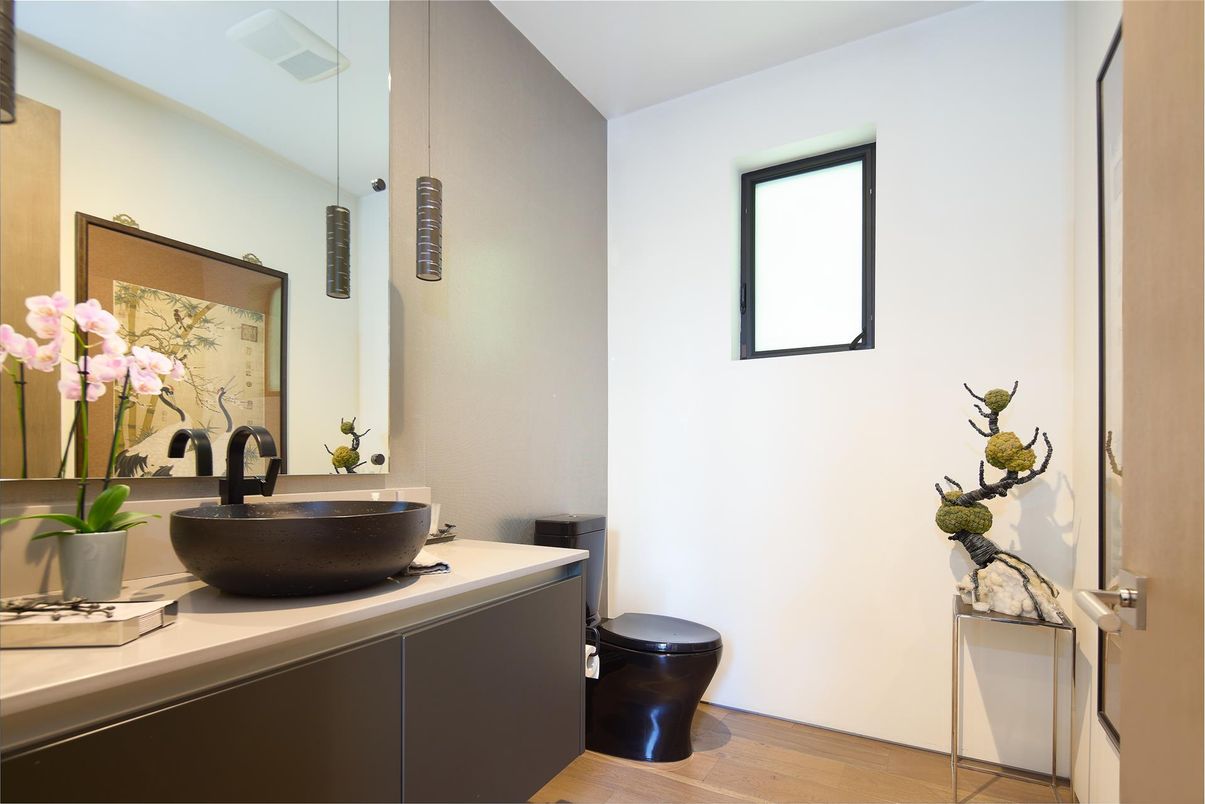 Bathroom, Interior, Pendant Lights, Wood Texture Flooring