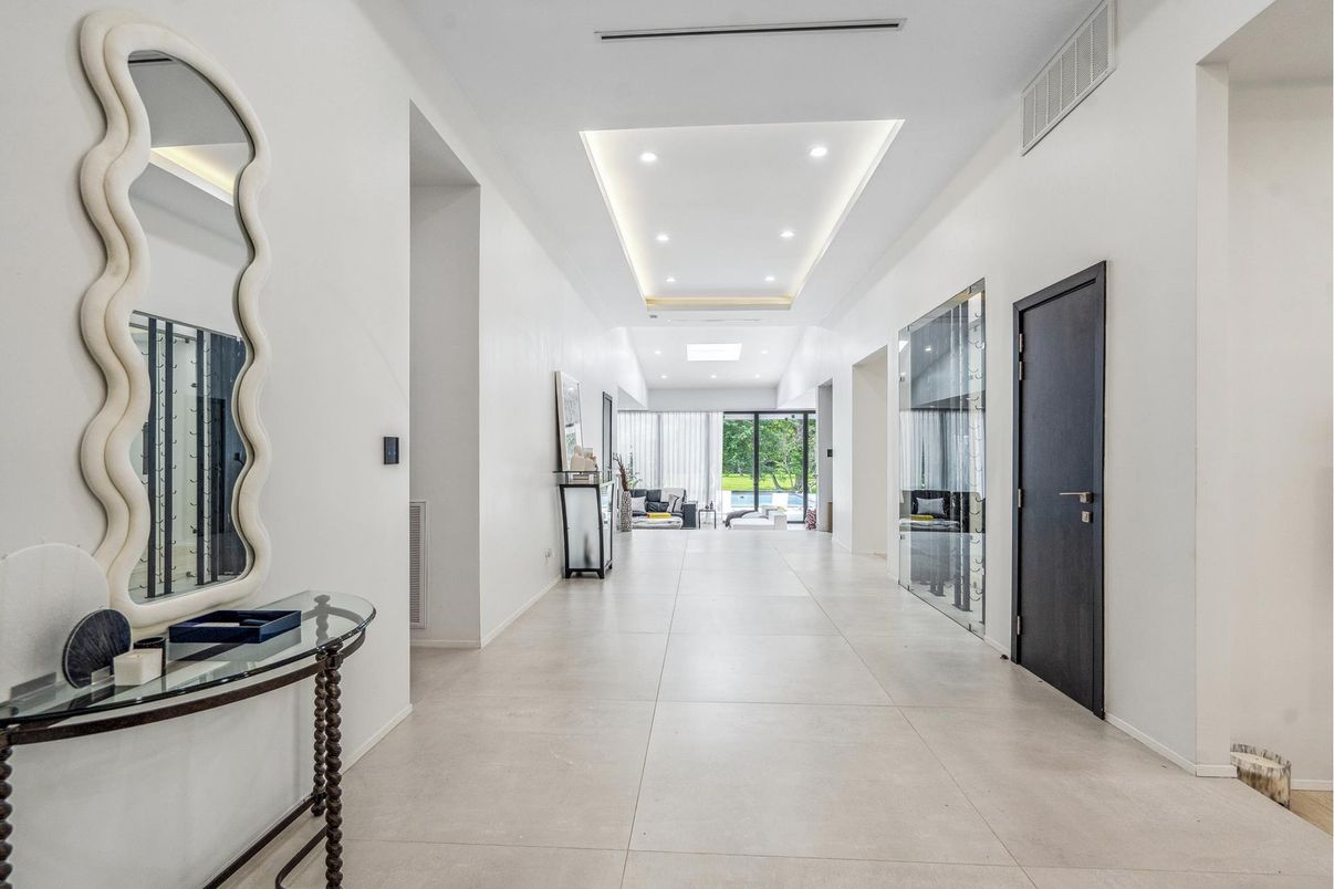 Interior, Recessed Lighting
