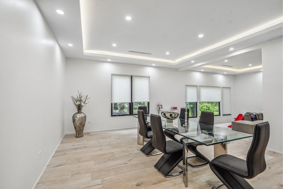 Dining room, Interior, Recessed Lighting, Wood Texture Flooring