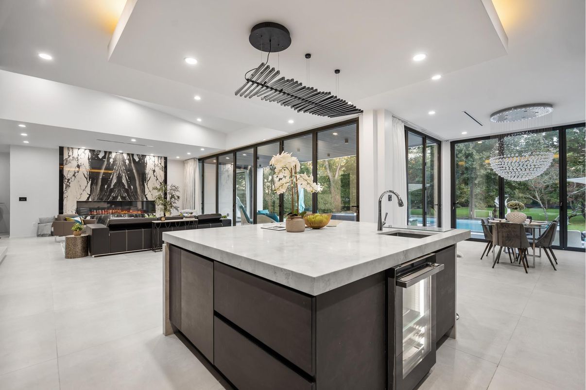Dining room, Interior, Kitchen, Pendant Lights, Recessed Lighting