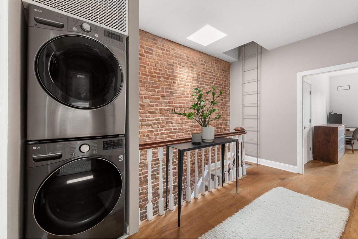 Interior, Stone Walls, Utility Closets, Washer, Wood Texture Flooring