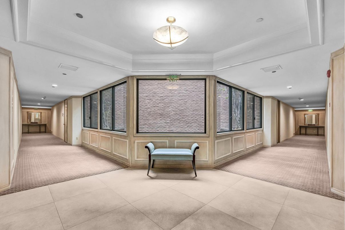 Interior, Recessed Lighting