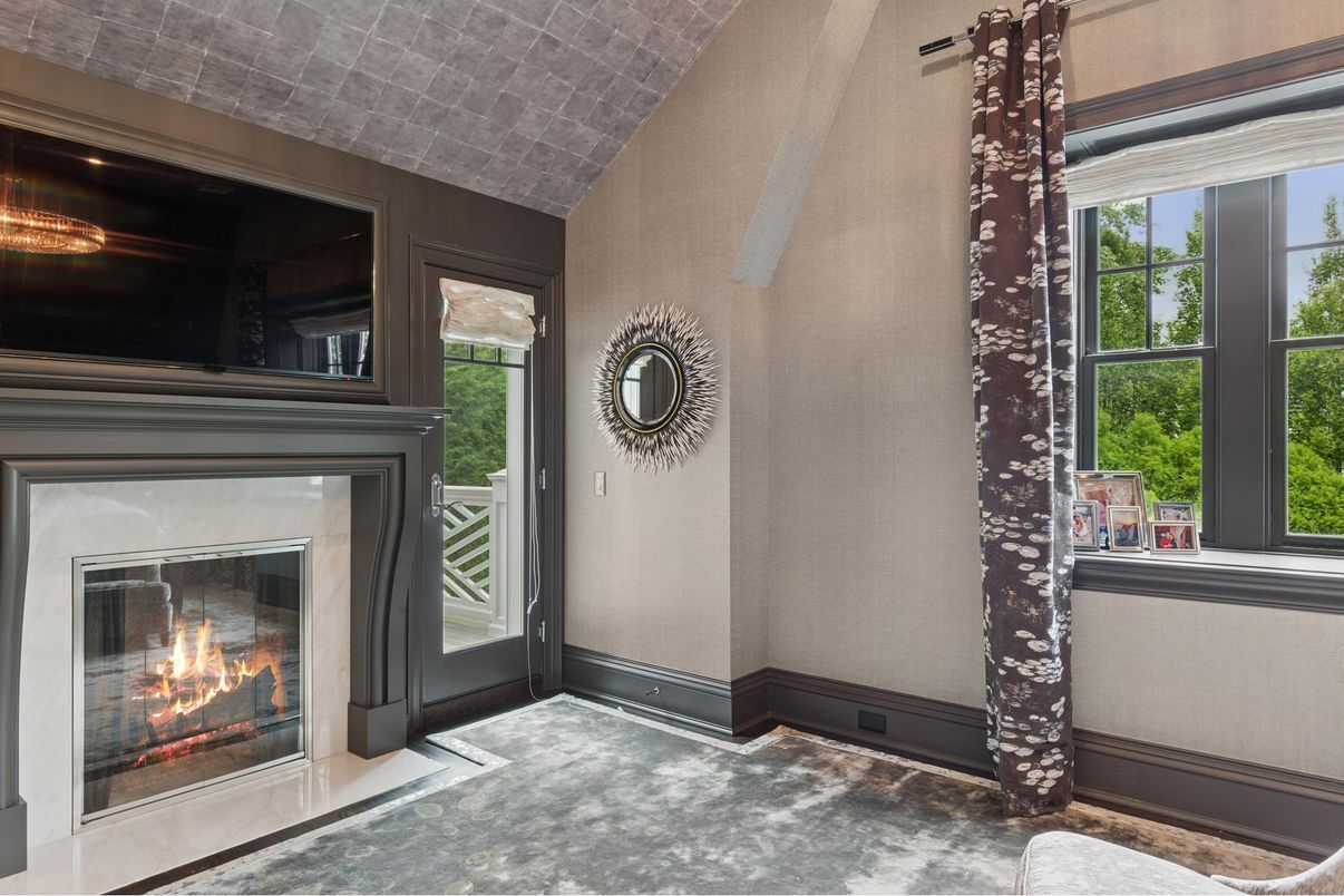 Fireplace, Interior