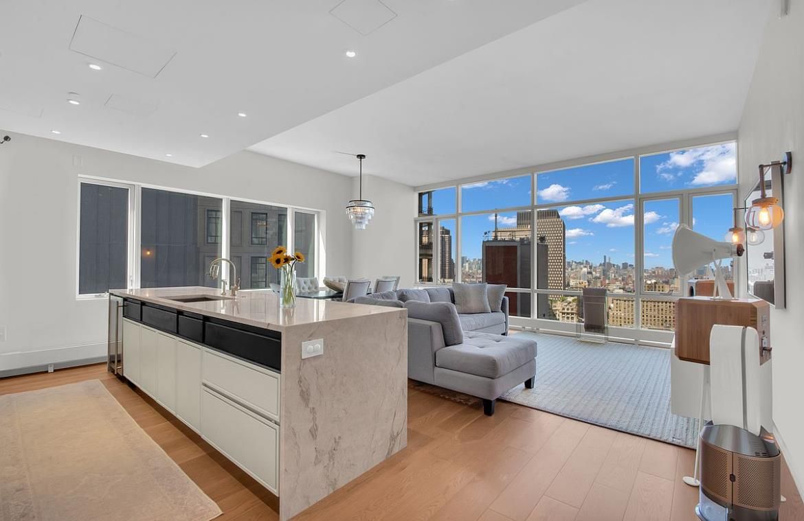 Chandelier, Dining room, Interior, Kitchen, Living room, Pendant Lights, Recessed Lighting, Wood Texture Flooring